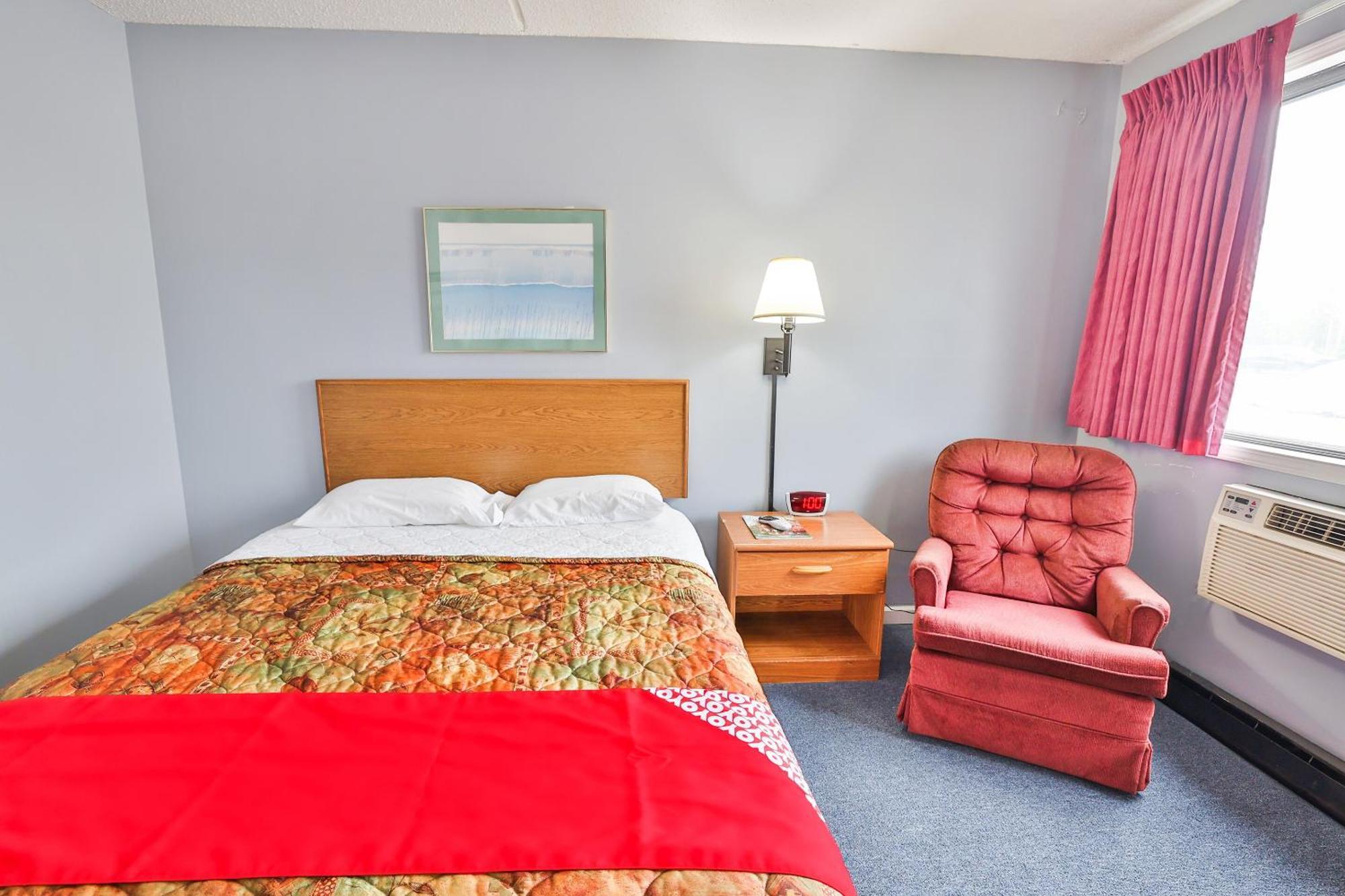 Oyo Hotel Pipestone Mn, Canterbury Park Extérieur photo